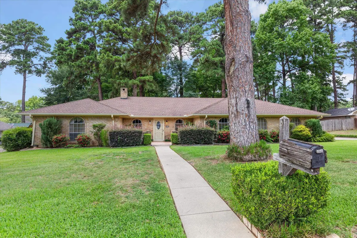 1611 Ferndale Street, Longview, TX 75604 - #1