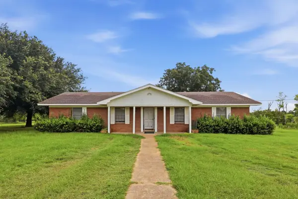 Address Withheld By Seller, Hallsville, TX 75650