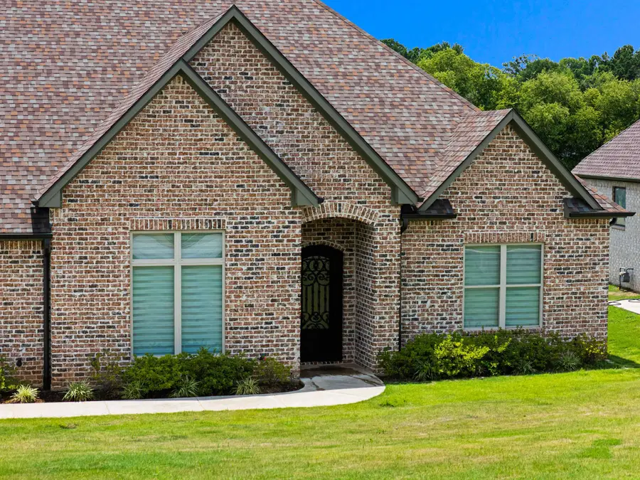 3005 Fairway Oaks Lane, Longview, TX 75605 - #2