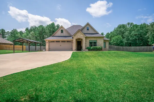 8049 W GOFORTH RD, Kilgore, TX 75662