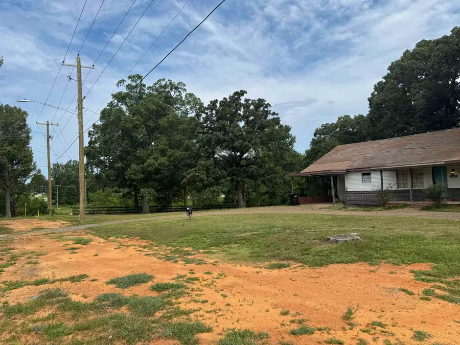 2403 E George Richey Rd, Longview, TX 75604 - #3