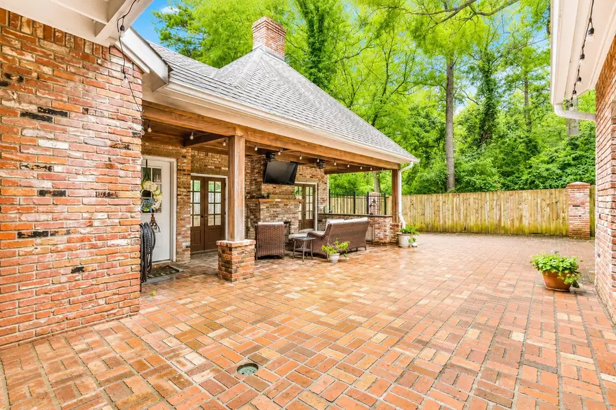 529 Cambridge Circle, Carthage, TX 75633 - #2