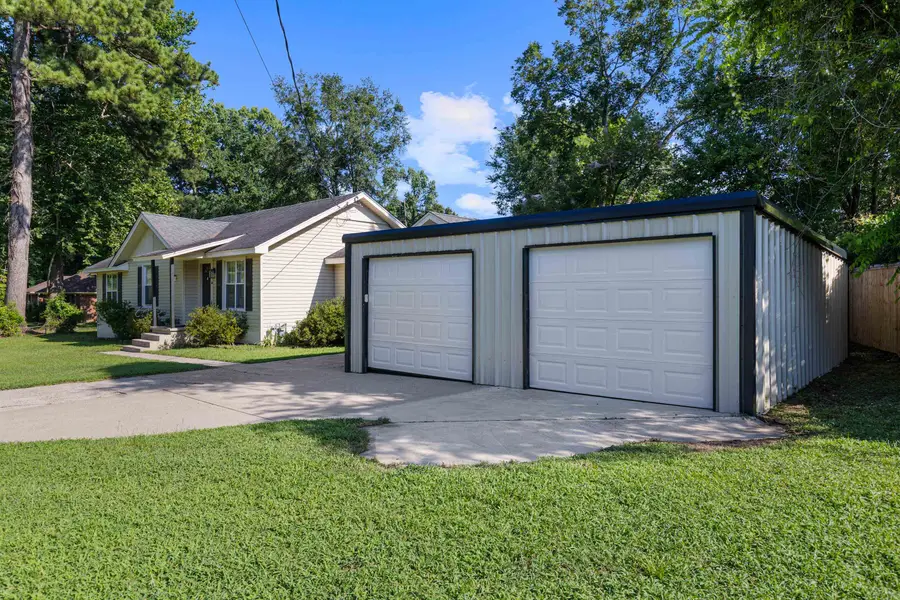 3504 Eastmoor Dr, Marshall, TX 75670 - #3