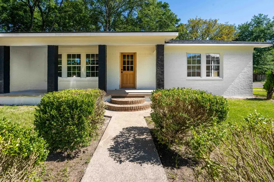 709 E Birdsong St., Longview, TX 75602 - #2