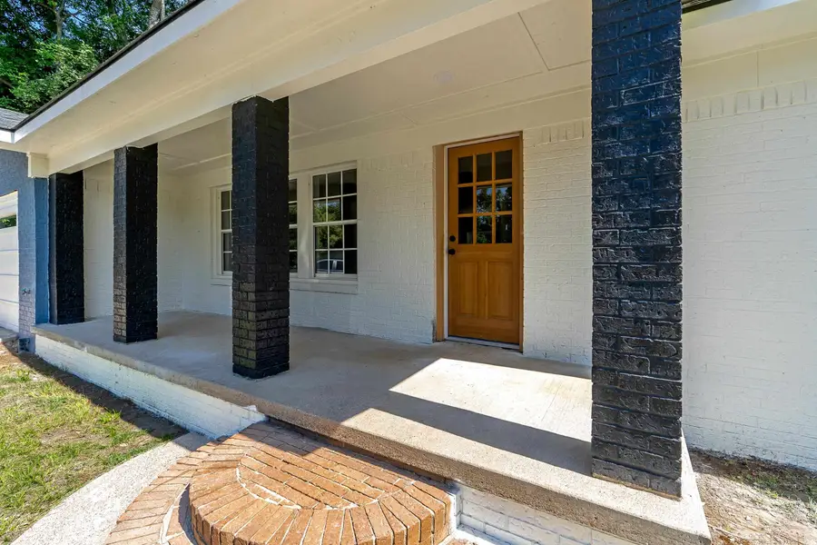 709 E Birdsong St., Longview, TX 75602 - #3