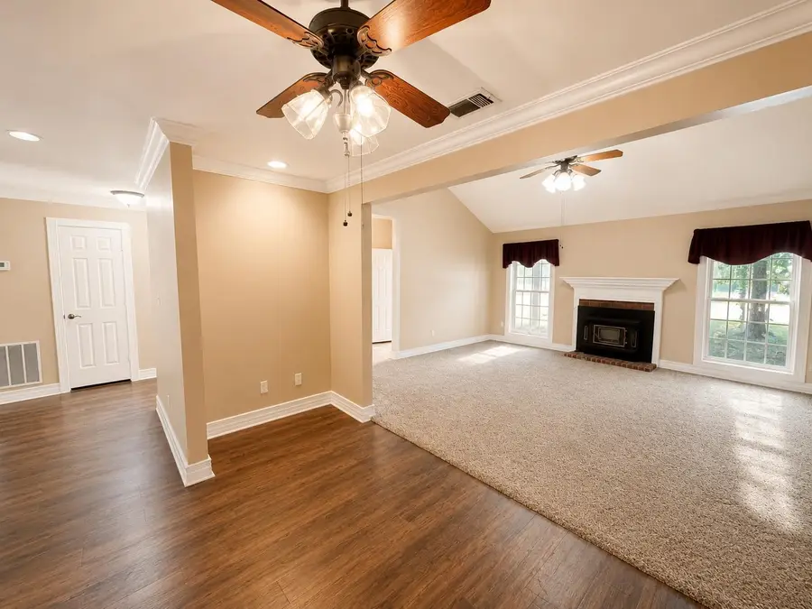 527 Park Place, Carthage, TX 75633 - #2
