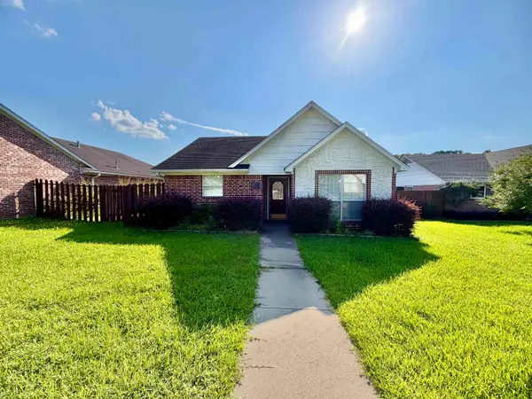 719 University Dr., Carthage, TX 75633
