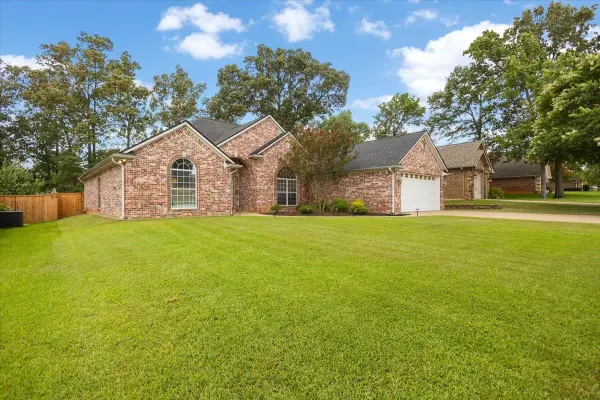 305 Bridgers Hill Rd, Longview, TX 75604