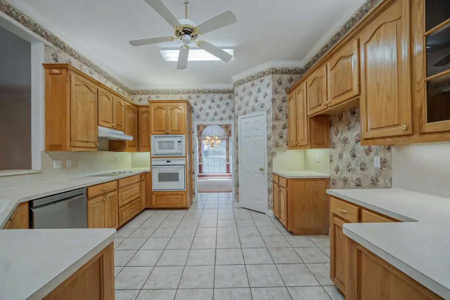 1302 Spring Tree Ln, Kilgore, TX 75662 - #3