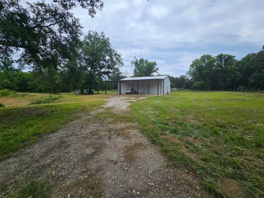 TBD Giraffe, Gilmer, TX 75644 - #3