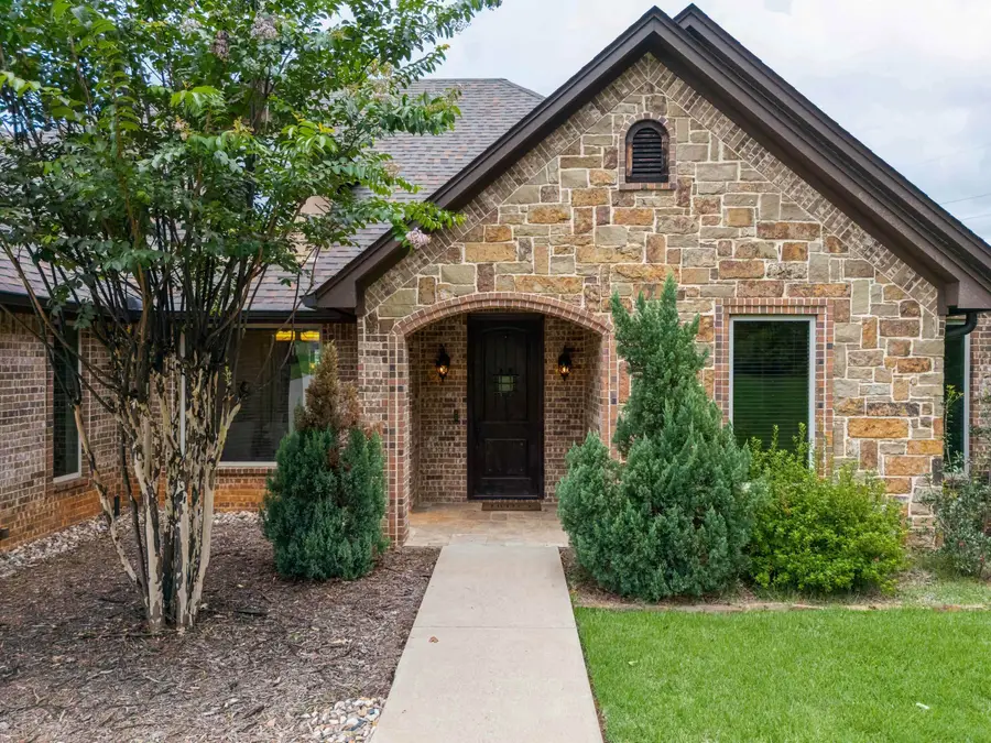 1417 Skogee Cir, Longview, TX 75605 - #2