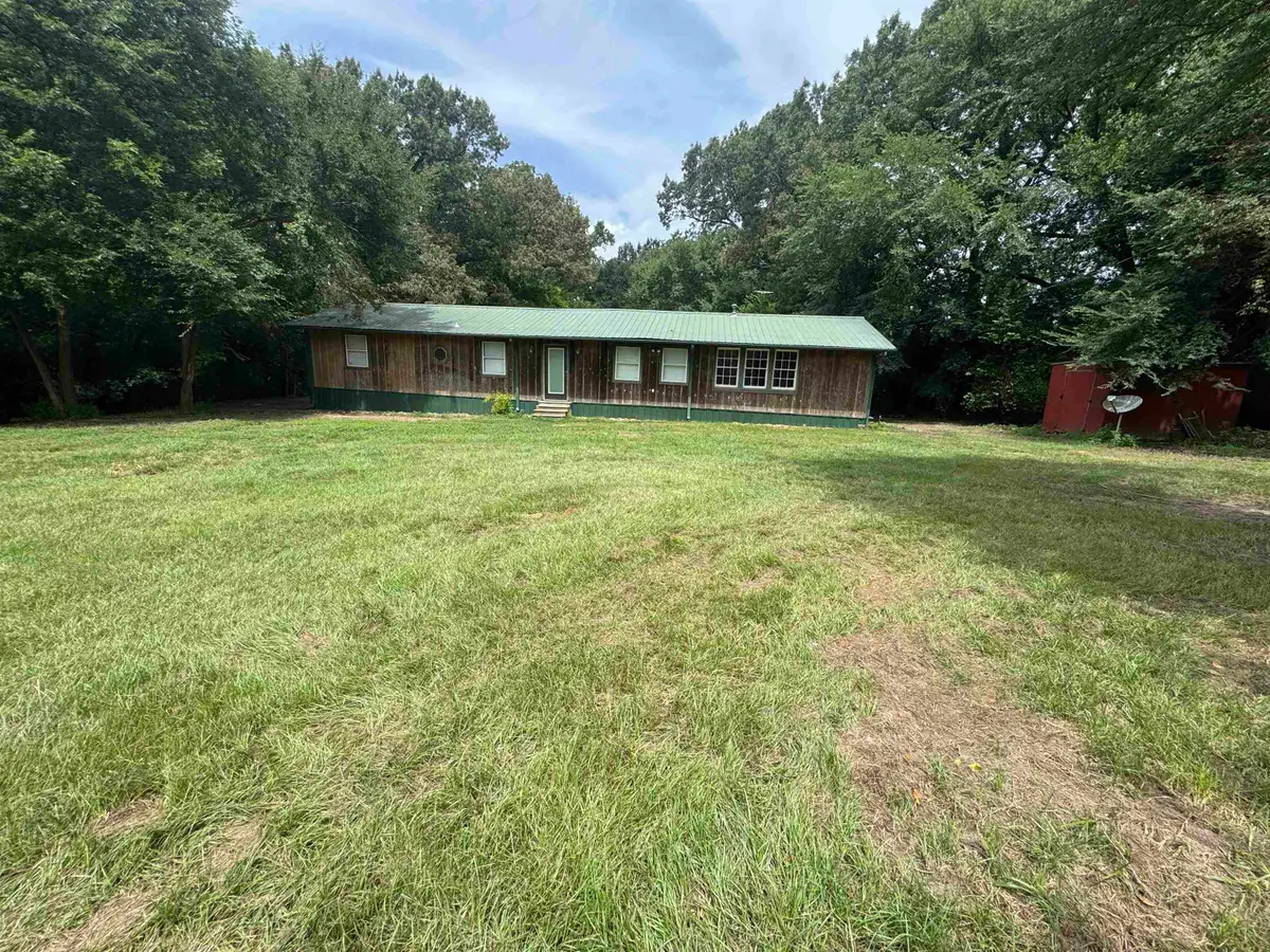 509 W North St, Overton, TX 75684 - #1