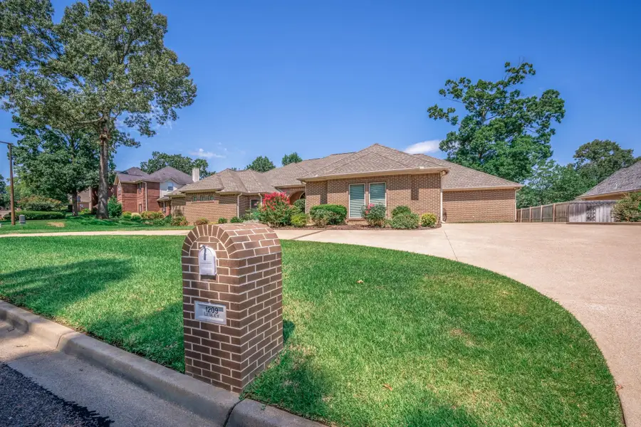 1209 Lesley Ln, Longview, TX 75604 - #3