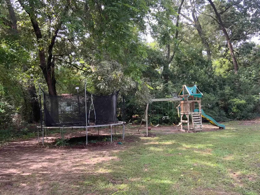 630 Camp St., Kilgore, TX 75662 - #3