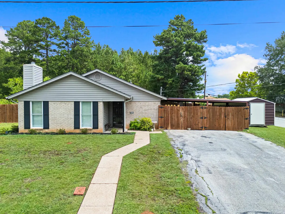1517 Peach St, Kilgore, TX 75662 - #1