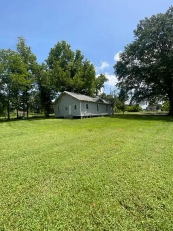 401 S Joy Street, Troup, TX 75789