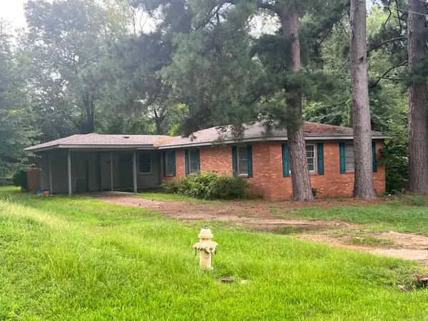 1902 Imperial Drive, Longview, TX 75604