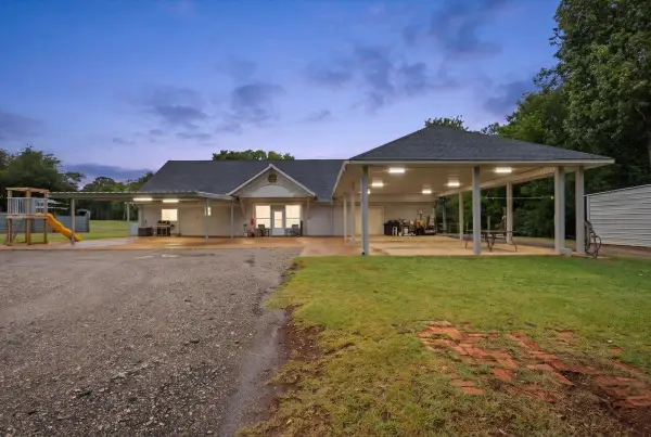 859 County Road 1401, Jacksonville, TX 75766