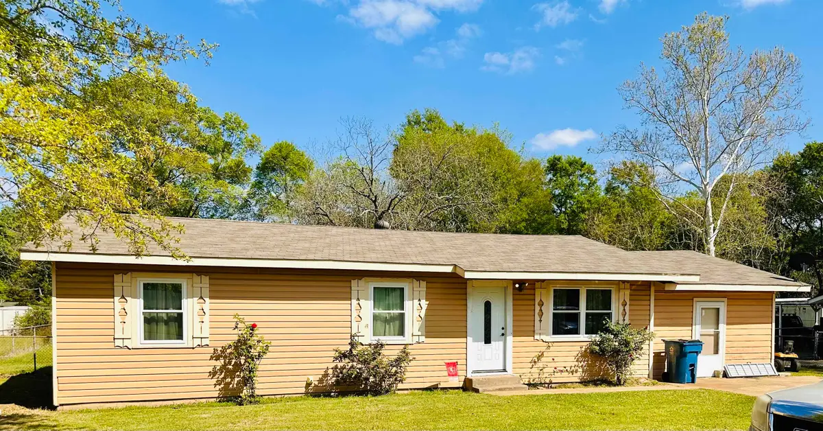 610 N White Oak Rd, White Oak, TX 75693 - #1