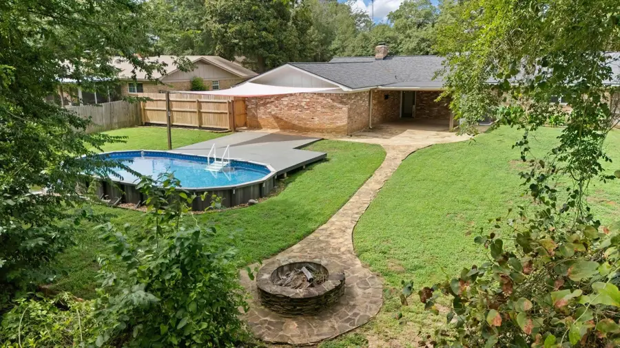 2202 Wainwright Ct., Longview, TX 75604 - #3