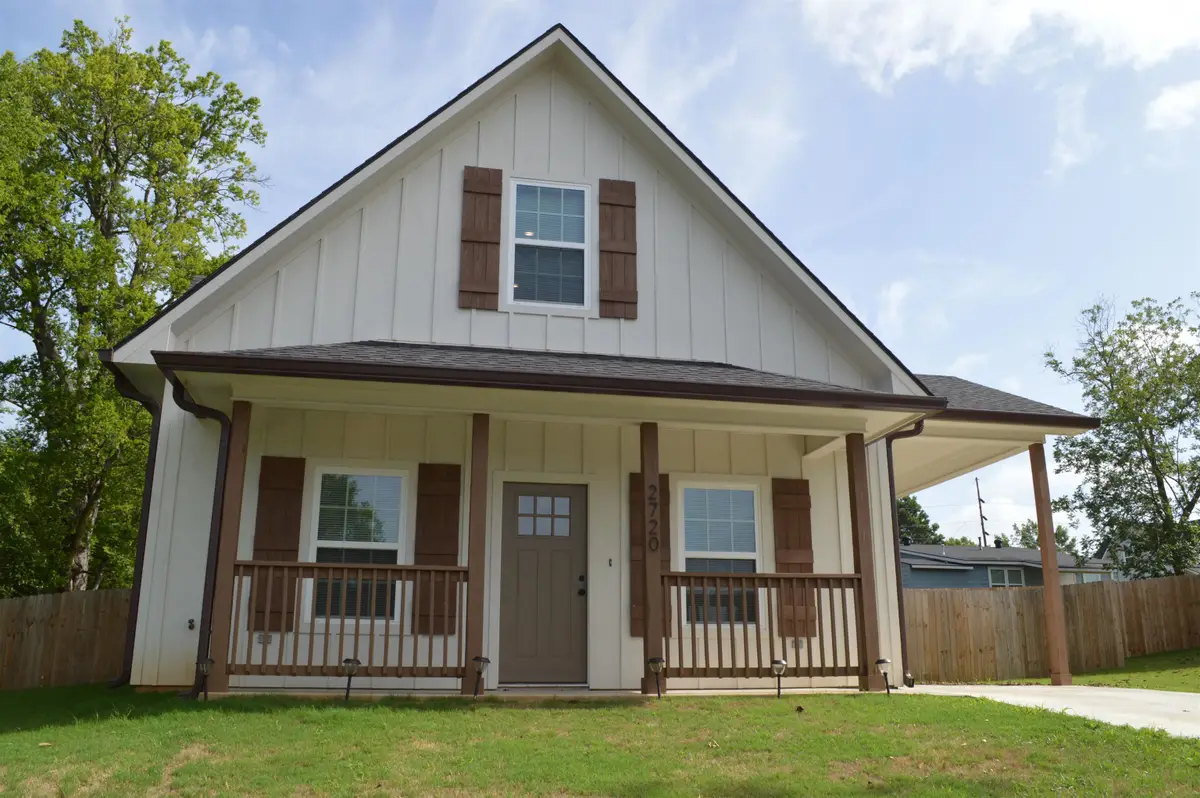 2720 Lincoln St., Gladewater, TX 75647 - #1