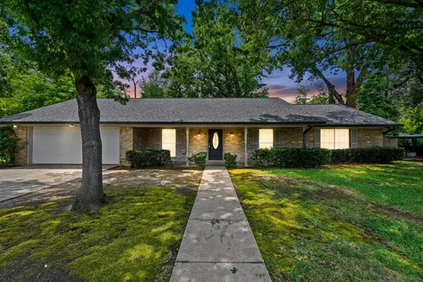 604 Beverly Street, Longview, TX 75601-001