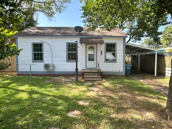 112 E Lakeview, Henderson, TX 75652