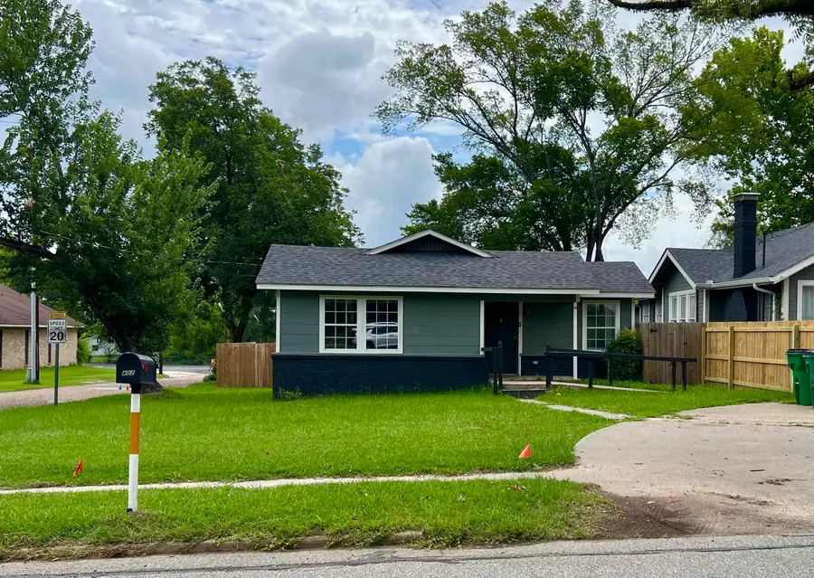 402 N St Mary, Carthage, TX 75633 - #2