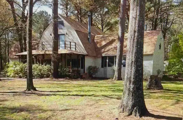 18032 N Lakeview Dr, Troup, TX 75789-0000