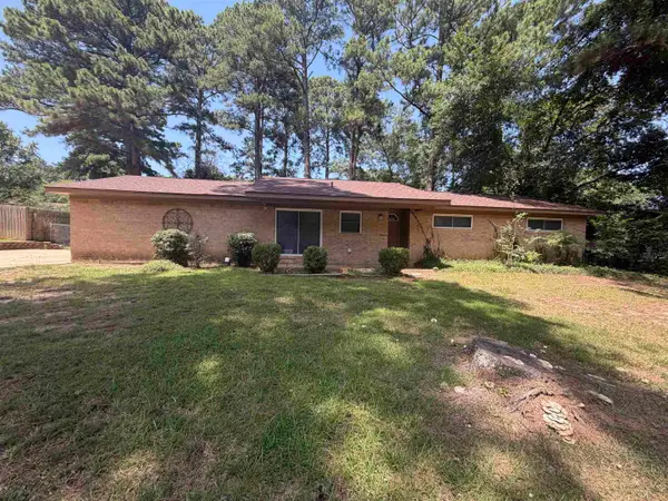 307 Ralph St, Longview, TX 75605