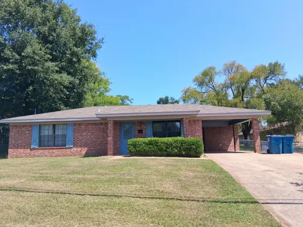 1302 Richardson, Henderson, TX 75652