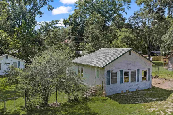 139 Sandra St, Jefferson, TX 75657
