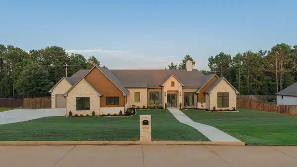 120 Lilly Lue Lane, Longview, TX 75605
