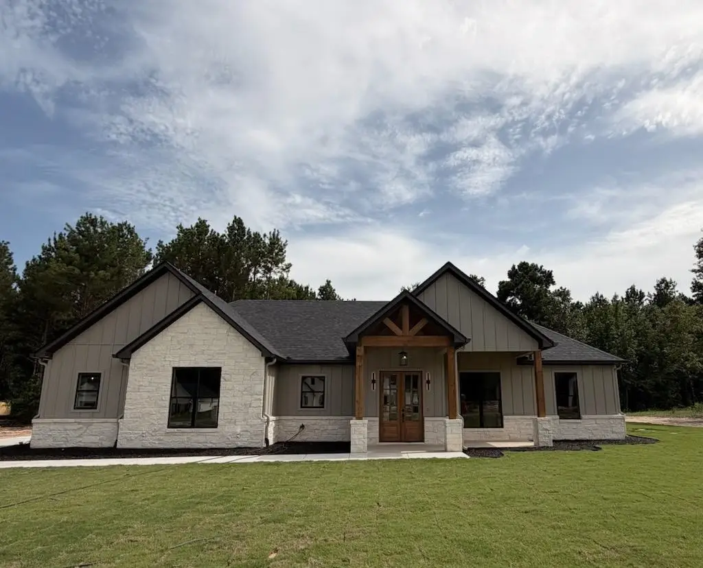 210 Stonebrook Ct, Gilmer, TX 75640 - #1