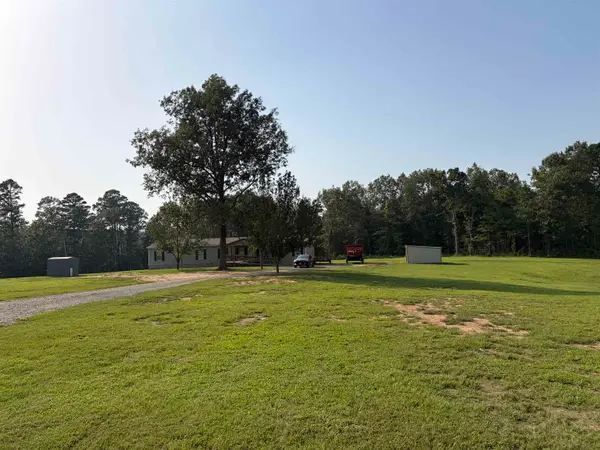 3362 strickland springs rd, Marshall, TX 75672