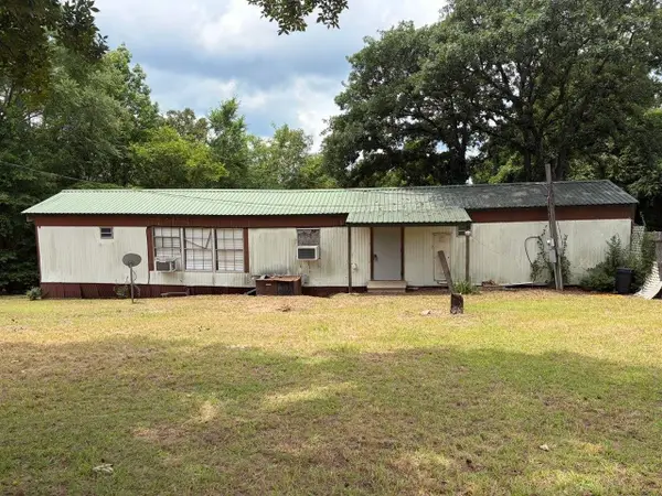 326 Balboa Drive, Jefferson, TX 75657
