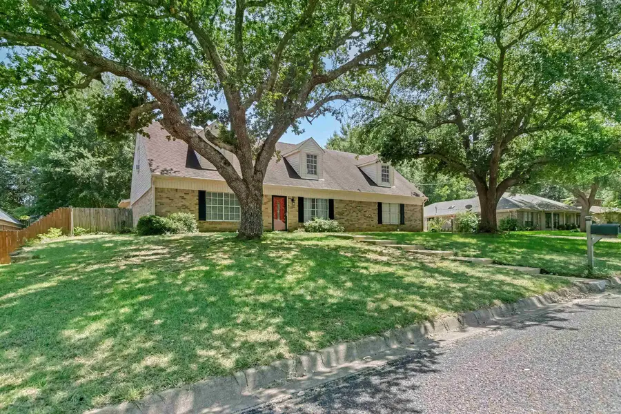 3222 Restview St., Longview, TX 75604 - #2