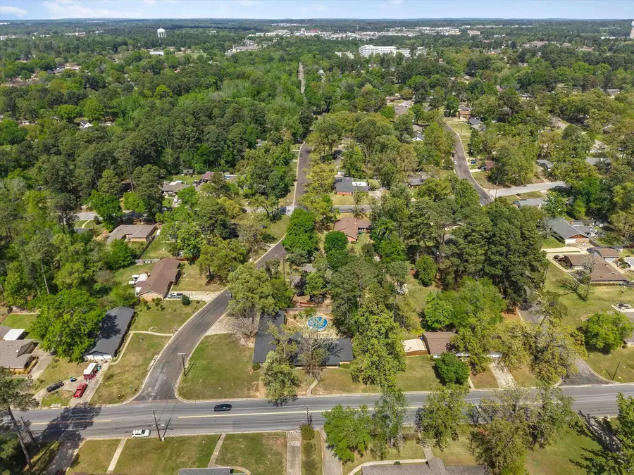 701 Eden Dr., Longview, TX 75605 - #3