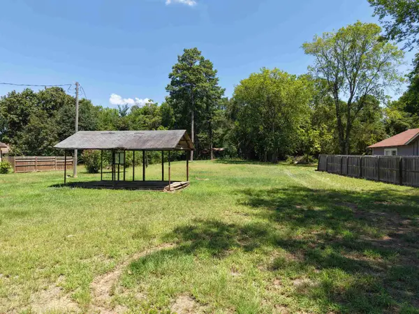 2800 W Upshur Ave N/SID, Gladewater, TX 75647