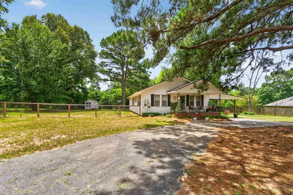 298 St. Clair Dr., Longview, TX 75605