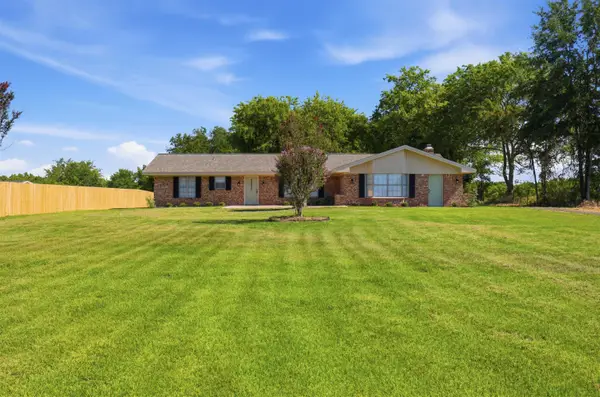 1329 CR 3357, Saltillo, TX 75478