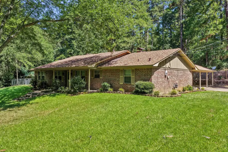 410 S Willis St, Daingerfield, TX 75668-0000 - #3