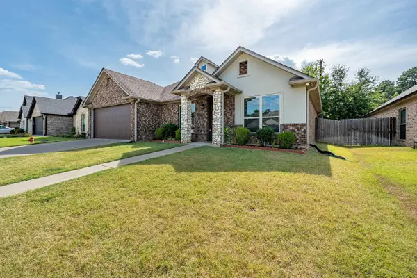 107 Champions Drive, Hallsville, TX 75650