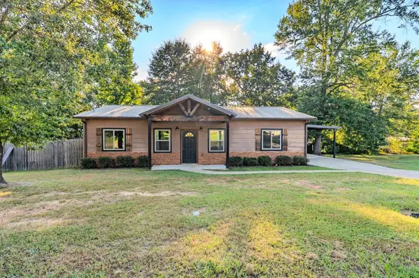 301 Bostick Dr, Marshall, TX 75672