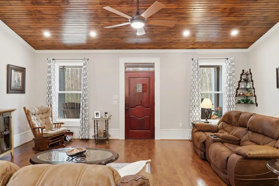 405 W Camp Street, Jefferson, TX 75657 - #3