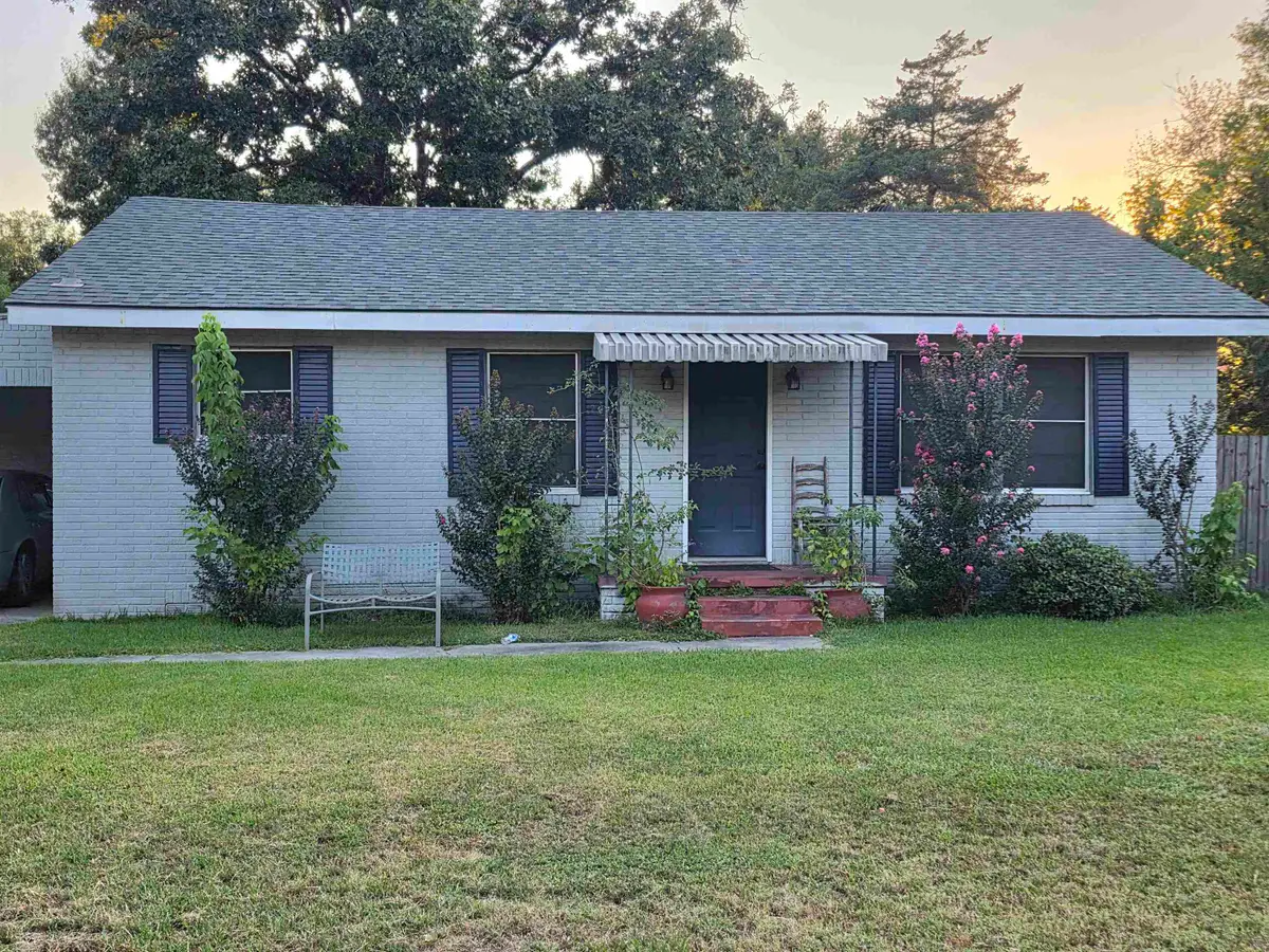 2103 Pine Tree Rd, Longview, TX 75604 - #1