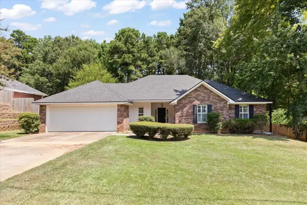 156 Oak Ridge Lane, Longview, TX 75605