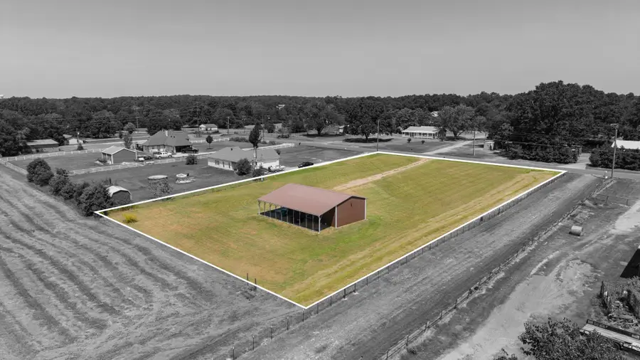 3324 Smelley Rd, Longview, TX 75605 - #3