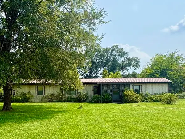 125 Chris Circle, Waskom, TX 75692