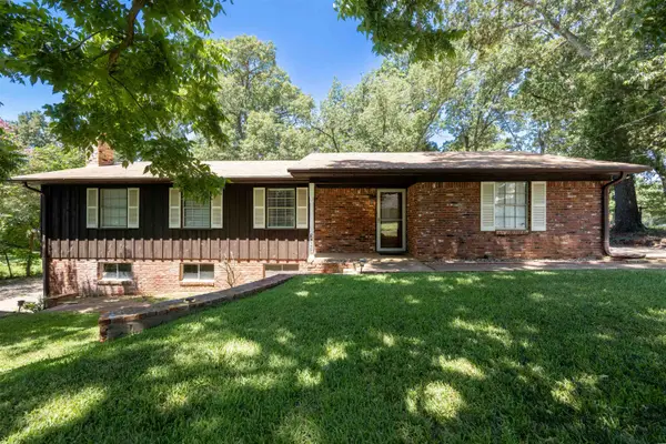 11120 Oak Street, Overton, TX 75684